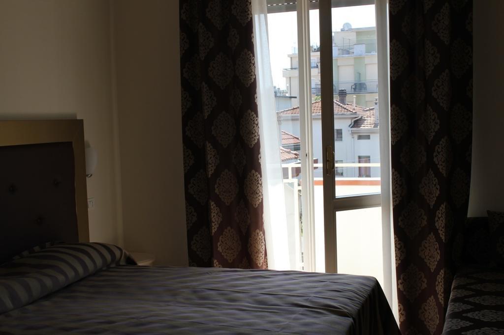 Hotel Marina Rimini Camera foto